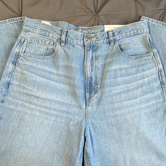 AE Mom Jean High Rise - Picture 3 of 3